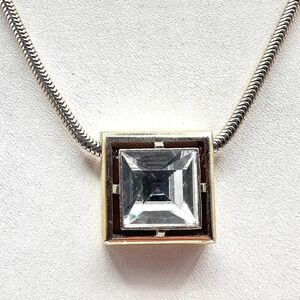Vintage 90s Avon Gold Tone Square Rhinestone Pendant Snake Skin Necklace Jewelry